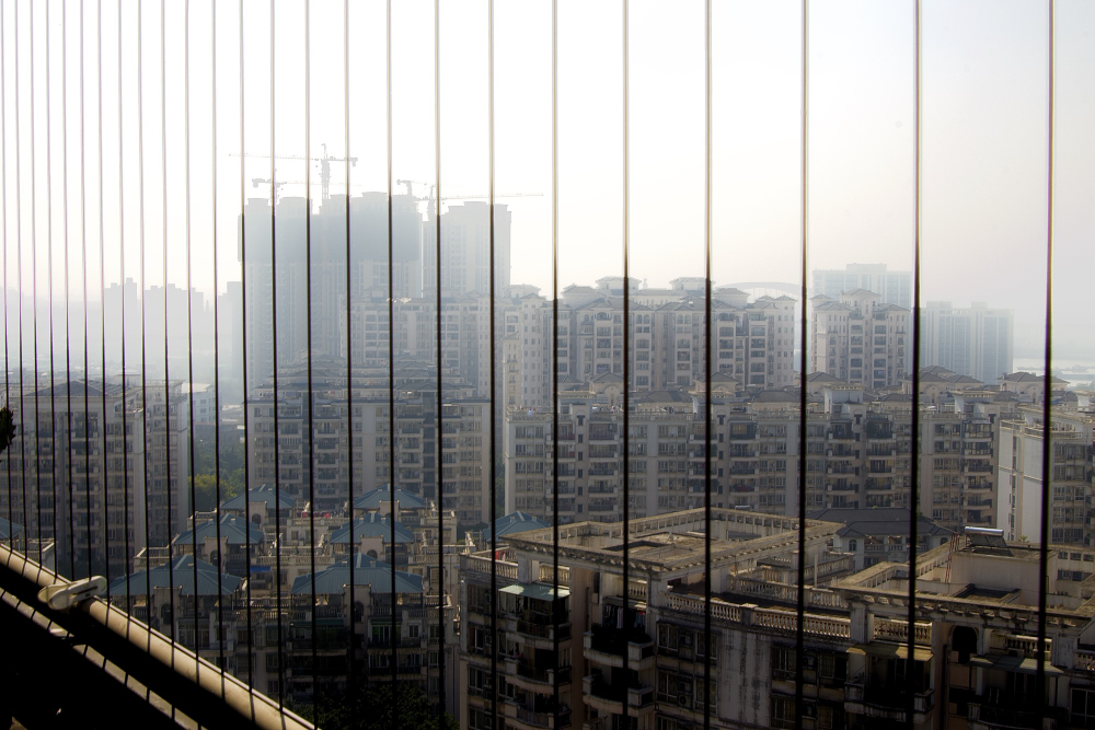 סורגים שקופים לחלונות